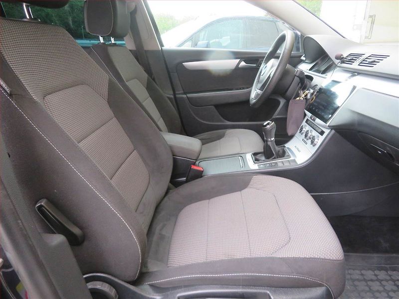 Volkswagen Passat (2013) Alltrack 2.0 TDI, 4X4 - fotka 9 z 17