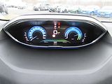 Peugeot 3008 (2021) ALLURE PG Hybrid 225k e-EAT8 - náhled 13