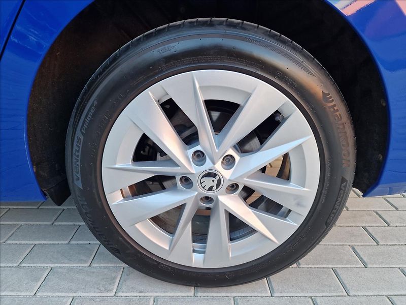 Škoda Octavia 2.0 TDI Style,původ ČR,1.Maj - fotka 46 z 50