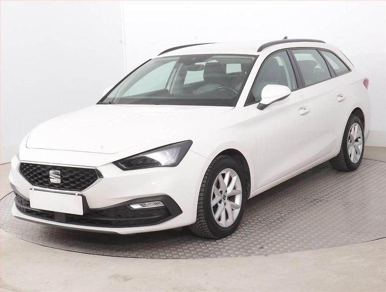 Seat Leon (2022) Style 1.5 TSI, Serv.kniha - fotka 2 z 15