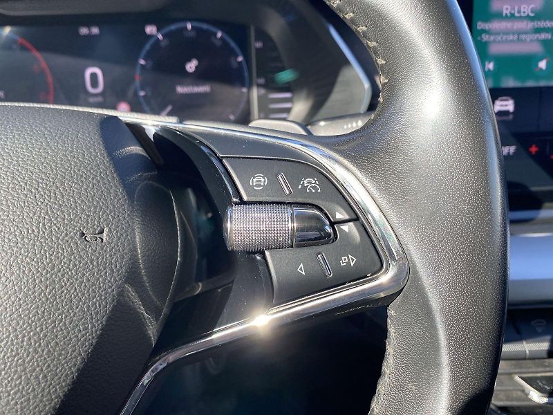 Škoda Octavia (2022) Combi 2.0 TDI DSG Style - fotka 28 z 35