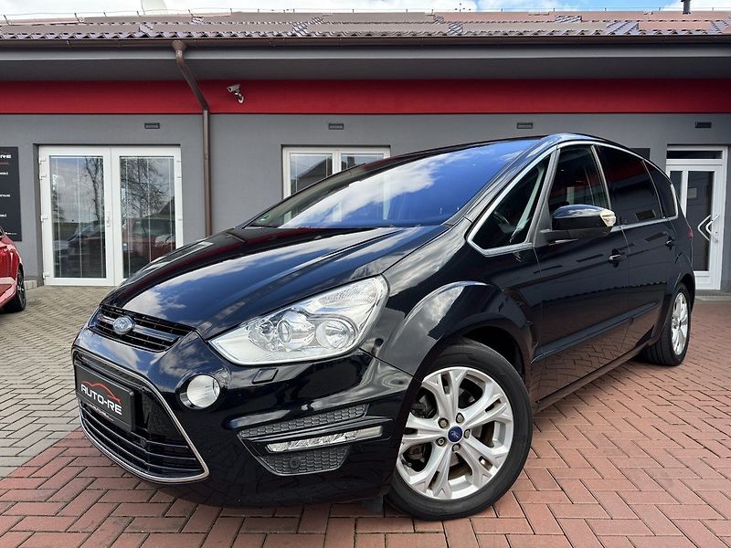 Ford S-MAX (2014) 2.0TDCi Titanium Navi Pano - fotka 4 z 46