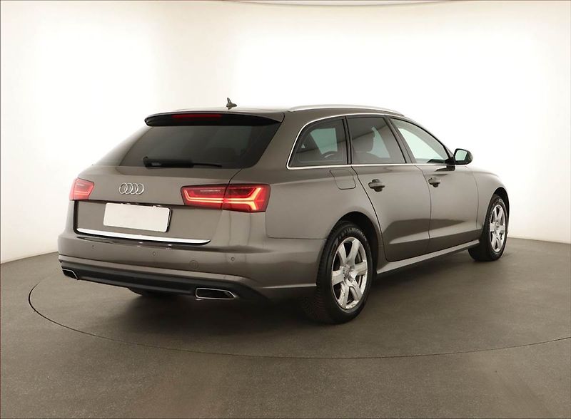 Audi A6 (2015) 3.0 TDI, Automat, Kůže, Navi - fotka 5 z 20