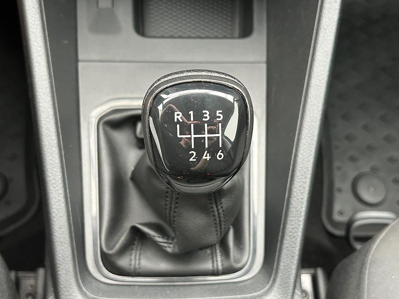Volkswagen Caddy 2.0 TDI - fotka 16 z 22