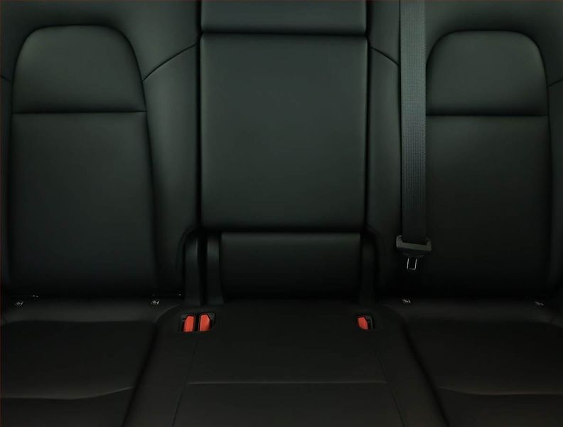 Tesla Model Y (2023) RWD LFP 60kWh, SoH 95% - fotka 10 z 21