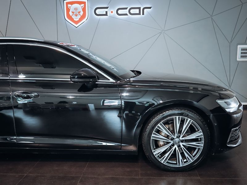 Audi A6 Avant 45TFSI 180kW - fotka 22 z 23