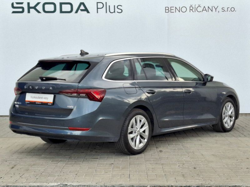 Škoda Octavia (2021) Combi Stale Plus DSG 4x4 2,0TD - fotka 2 z 35