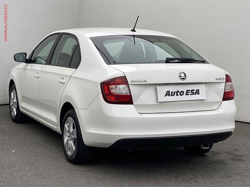 Škoda Rapid (2019) 1.0 TSi, 2.maj,ČR, Ambition - fotka 6 z 17