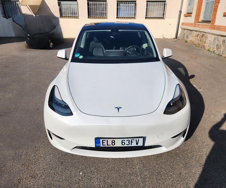 Tesla Model Y (2022)  534KW*78,8KWh*PERFORMANCE* - fotka 9 z 44
