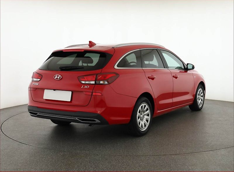 Hyundai i30 (2022) 1.5 T-GDI MHEV, Serv.kniha - fotka 5 z 19