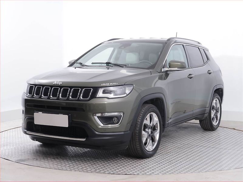 Jeep Compass (2019) 1.4 MultiAir, Serv.kniha, Kůže - fotka 2 z 18
