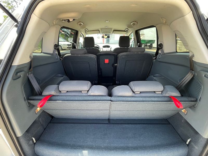 Ford C-MAX 1.6CDTi 85kW*ZADÁNO* - fotka 16 z 38