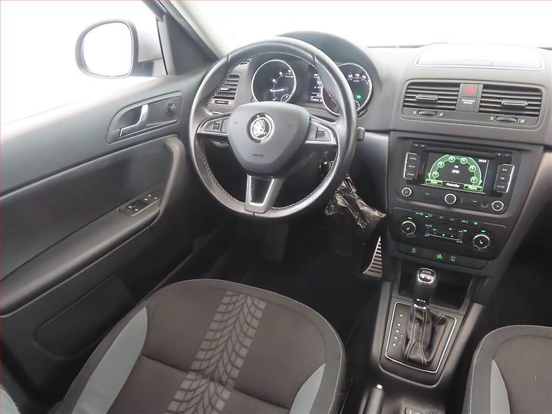 Škoda Yeti (2014) Ambition 1.8 TSI, 4X4 - fotka 7 z 17