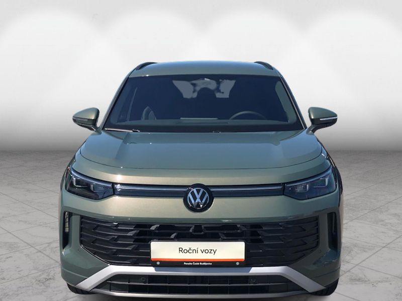 Volkswagen Tayron People 1,5 eTSI 110 kW mHEV - fotka 4 z 30