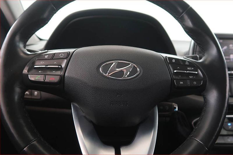 Hyundai i30 (2018) 1.6 CRDi, ČR,1.maj, Serv.kniha - fotka 14 z 18