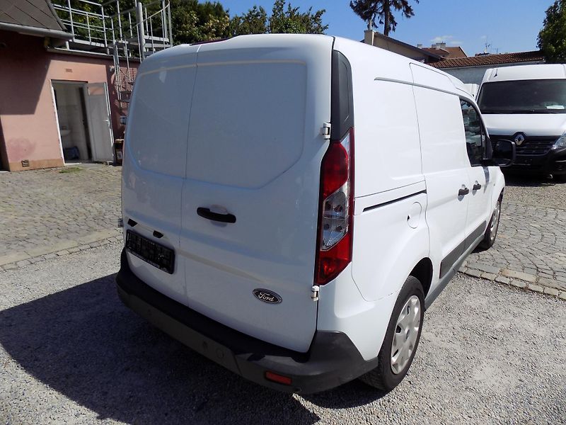 Ford Transit Connect 1,5 TDCI 88 KW KLIMA ČR!!! - fotka 12 z 44