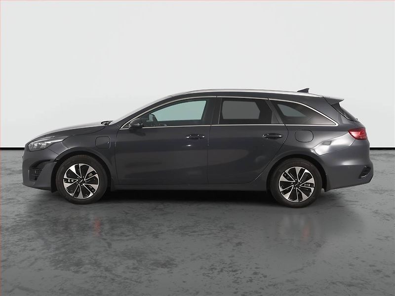Kia Ceed (2025) 1.6 GDI plug-in - fotka 3 z 20