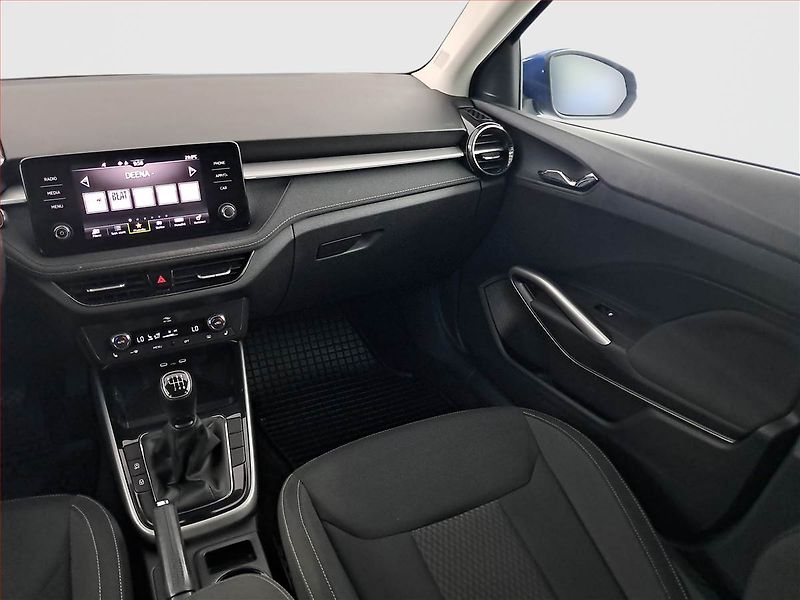 Škoda Fabia (2023) Style Plus 1.0 TSI, ČR,1.maj - fotka 8 z 18