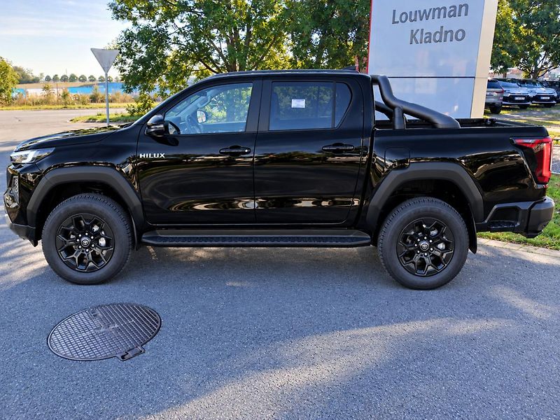Toyota Hilux 2.8L Diesel 48V MHEV - 4x4 - 6 - fotka 3 z 5