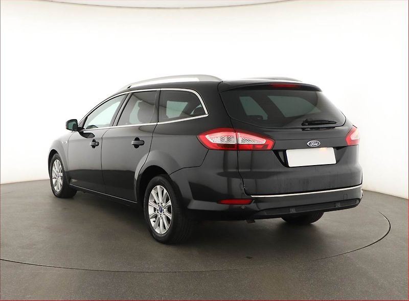 Ford Mondeo (2012) 2.0 TDCi, Automat, po STK - fotka 4 z 16