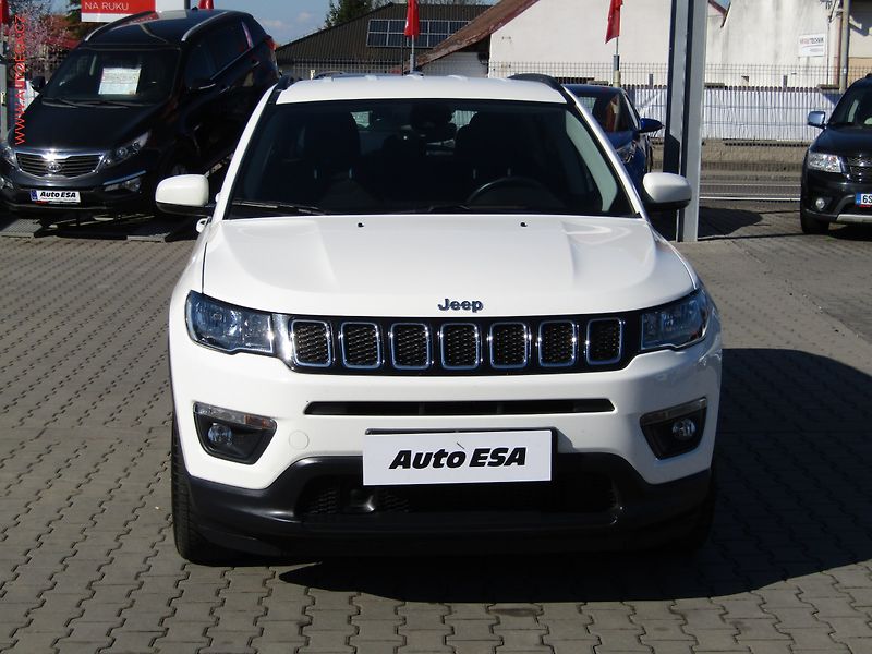 Jeep Compass (2018) 1.4T, ČR, Longitude - fotka 2 z 20