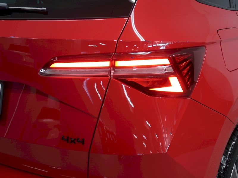 Škoda Karoq (2025) SPORTLINE 2.0TDI 110KW 4x4 DSG - fotka 11 z 43