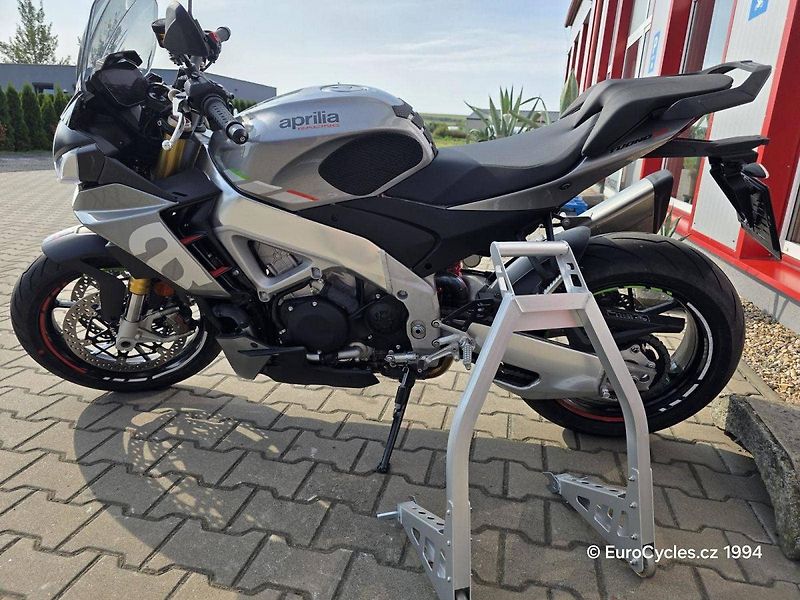 Aprilia Tuono V4 1100 RR (2025) - fotka 19 z 20