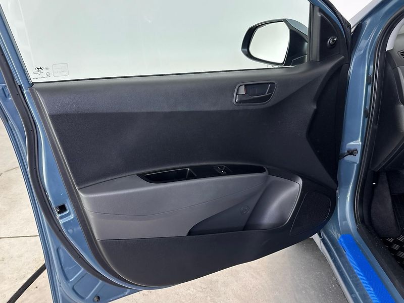 Hyundai i10 Hatchback - fotka 13 z 24