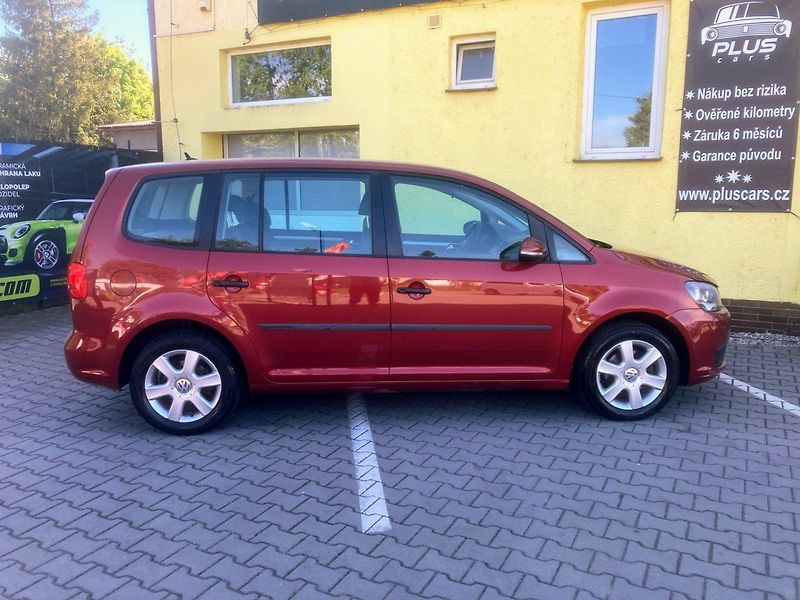 Volkswagen Touran 1,6TDi (77kW)*STK DO 5/2028* - fotka 5 z 18