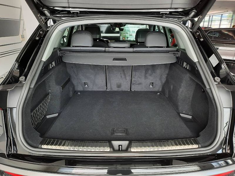 Audi Q5 (2025) S Line 2.0 TFSI quattro (150kW - fotka 22 z 25