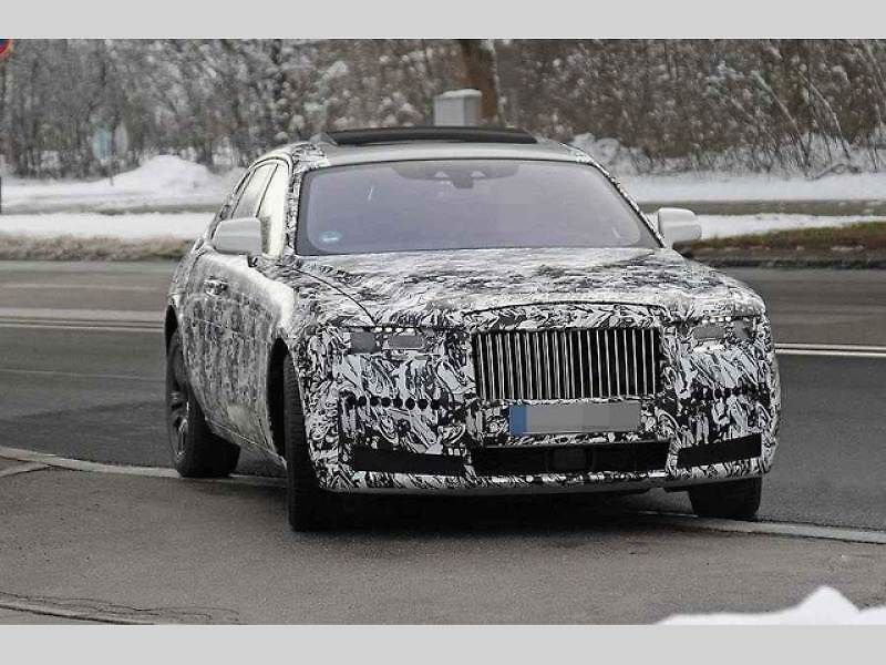 Zamaskovaný Rolls-Royce Ghost