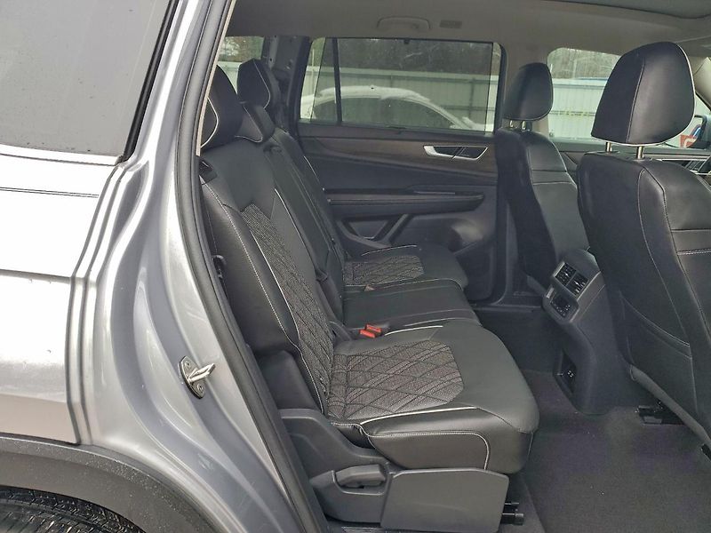 Volkswagen Atlas (2024) Auto na cestě - fotka 11 z 13
