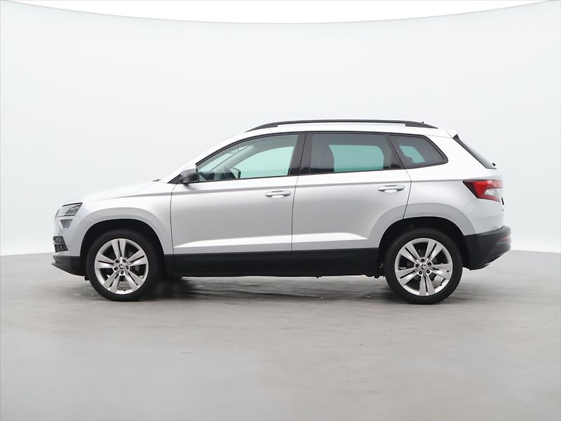 Škoda Karoq 1,6 TDI DSG Style Sport Navi - fotka 4 z 39