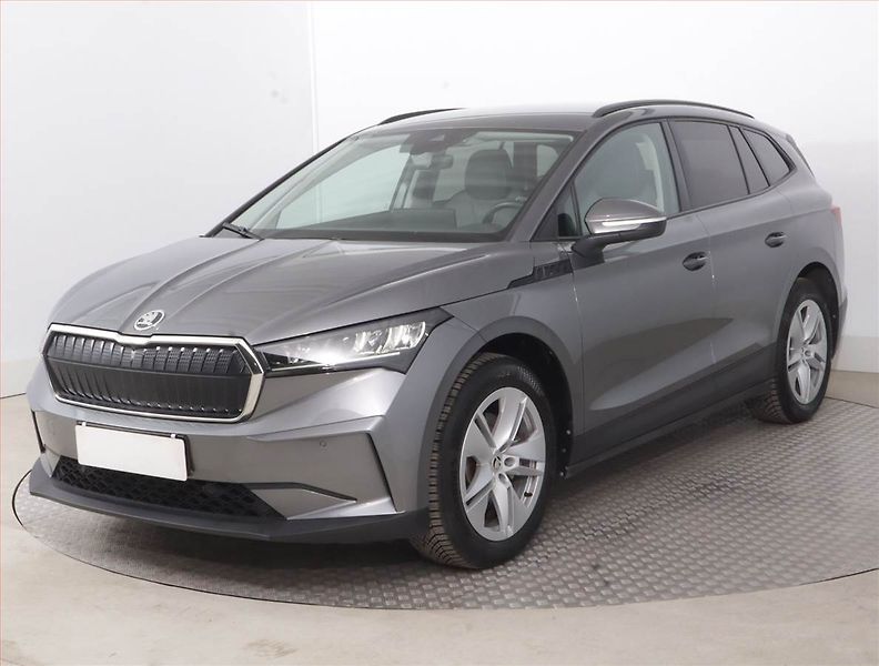 Škoda Enyaq (2023) 60 (62 kWh), SoH 89% - fotka 2 z 17