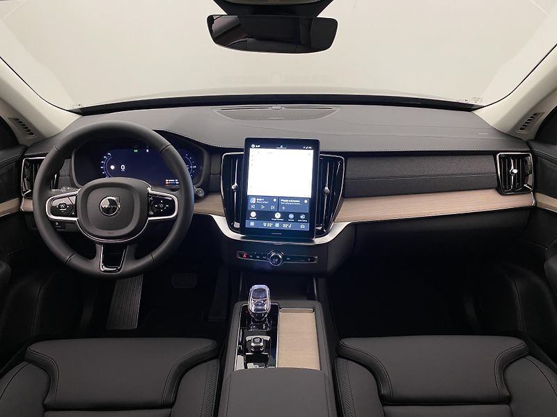Volvo XC90 (2026) T8 AWD Plug-in BRIGHT PLUS 7m - fotka 2 z 72