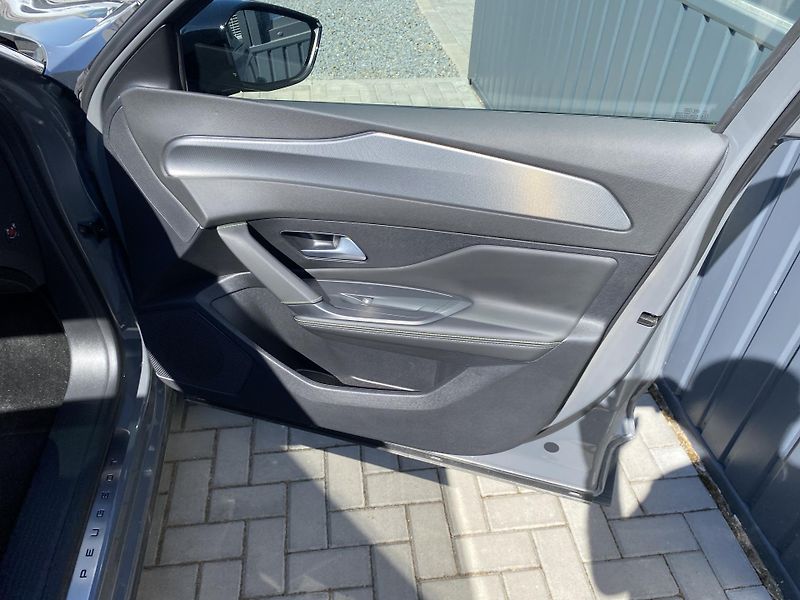 Peugeot 408 GT - Hybrid 145 e-DCS6 - fotka 36 z 42