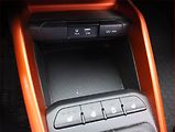 Kia Stonic (2018) 1.25 CVVT, Xenony, Tempomat - náhled 17