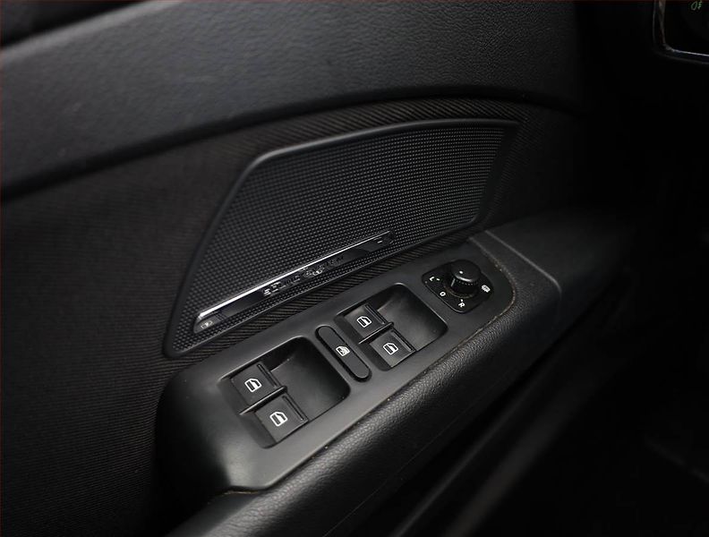 Škoda Superb (2013) Ambition 2.0 TDI, Serv.kniha - fotka 16 z 18