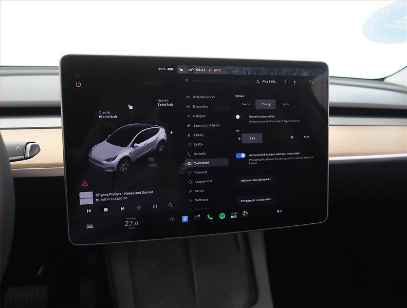 Tesla Model Y (2023) Long Range AWD 79kWh, SoH 92% - fotka 25 z 33