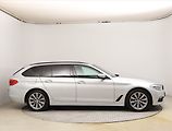 BMW Řada 5 (2018) Luxury Line 520d xDrive, 4X4 - náhled 6