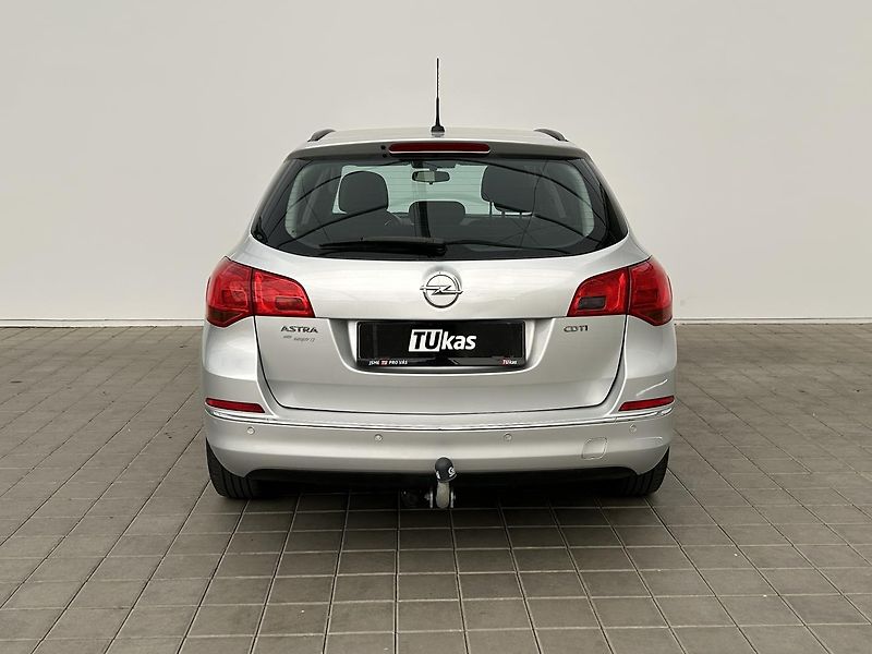 Opel Astra 1.6 CDTi Enjoy - fotka 4 z 24