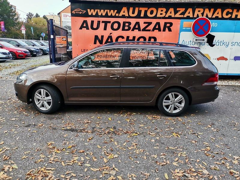 Volkswagen Golf (2011) 1.4TSi 90kw Temp AC PDC Tažné - fotka 26 z 27