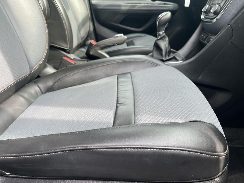 Opel Mokka 1.4T COSMO 4x4 NAVI KAMERA - fotka 36 z 44