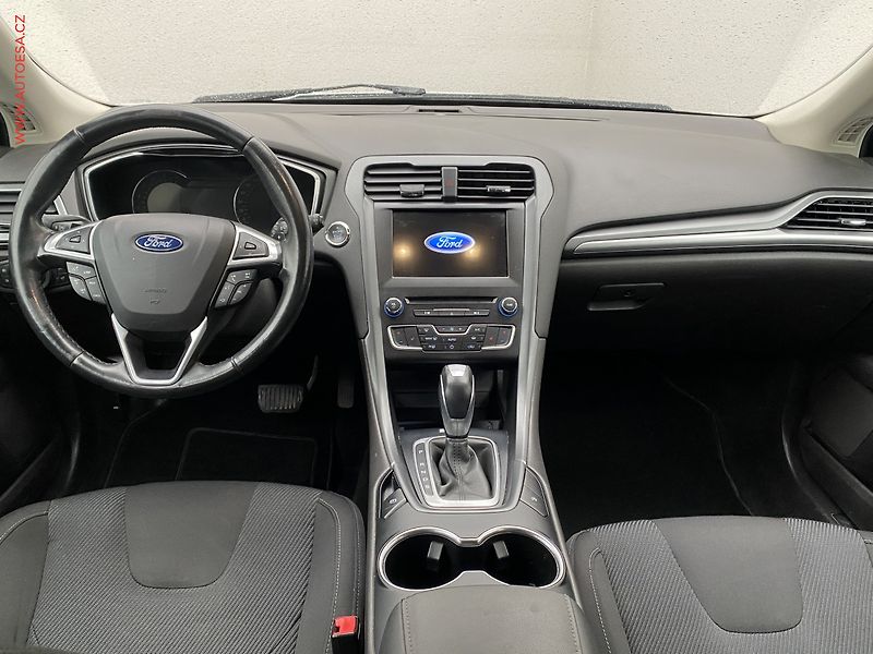 Ford Mondeo (2017) 2.0 TDCI, ČR, AT, navi, LED - fotka 8 z 17