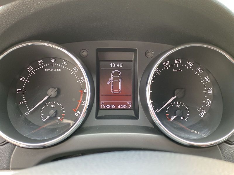 Škoda Yeti (2014) 2.0 TDI 4x4 Ambition - fotka 6 z 24