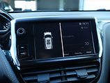 Peugeot 2008 (2018) 1.2 PureTech, Automat - náhled 17