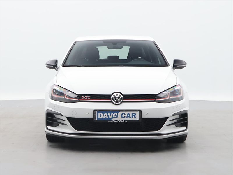 Volkswagen Golf 2,0 TSI GTI Performance DSG - fotka 2 z 29