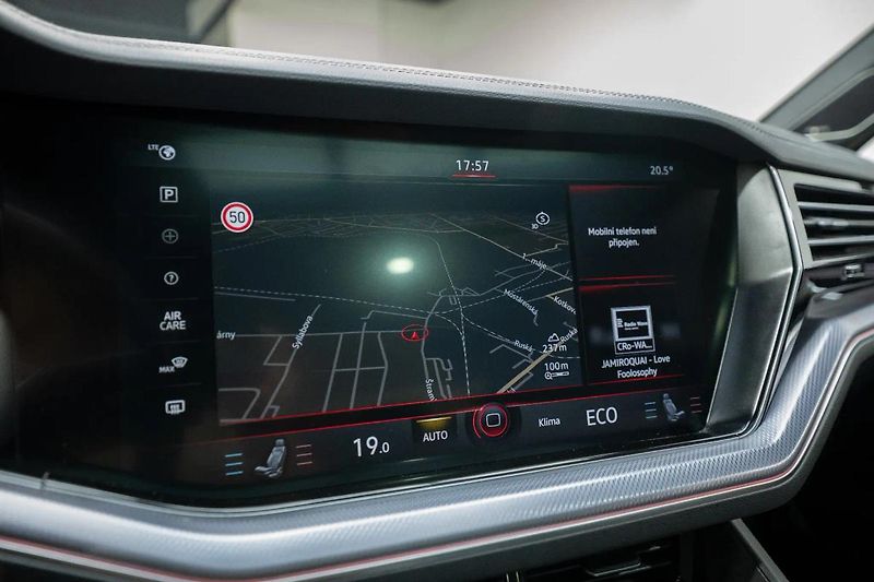 Volkswagen Touareg R-Line 3.0 TDI 210 kW - fotka 17 z 50