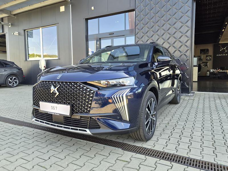 DS Automobiles DS7 (2026) 7 ETOILE 1.5 BlueHDi 130k EAT  - fotka 21 z 21