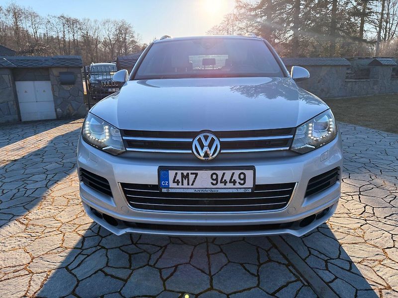 Volkswagen Touareg (2012) 3.0TDI 180kW VZDUCH,NAVI - fotka 3 z 16